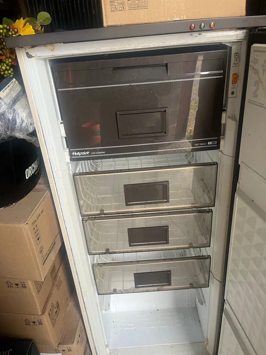 FREEZER/FRIDGE FREEZER - Image 3