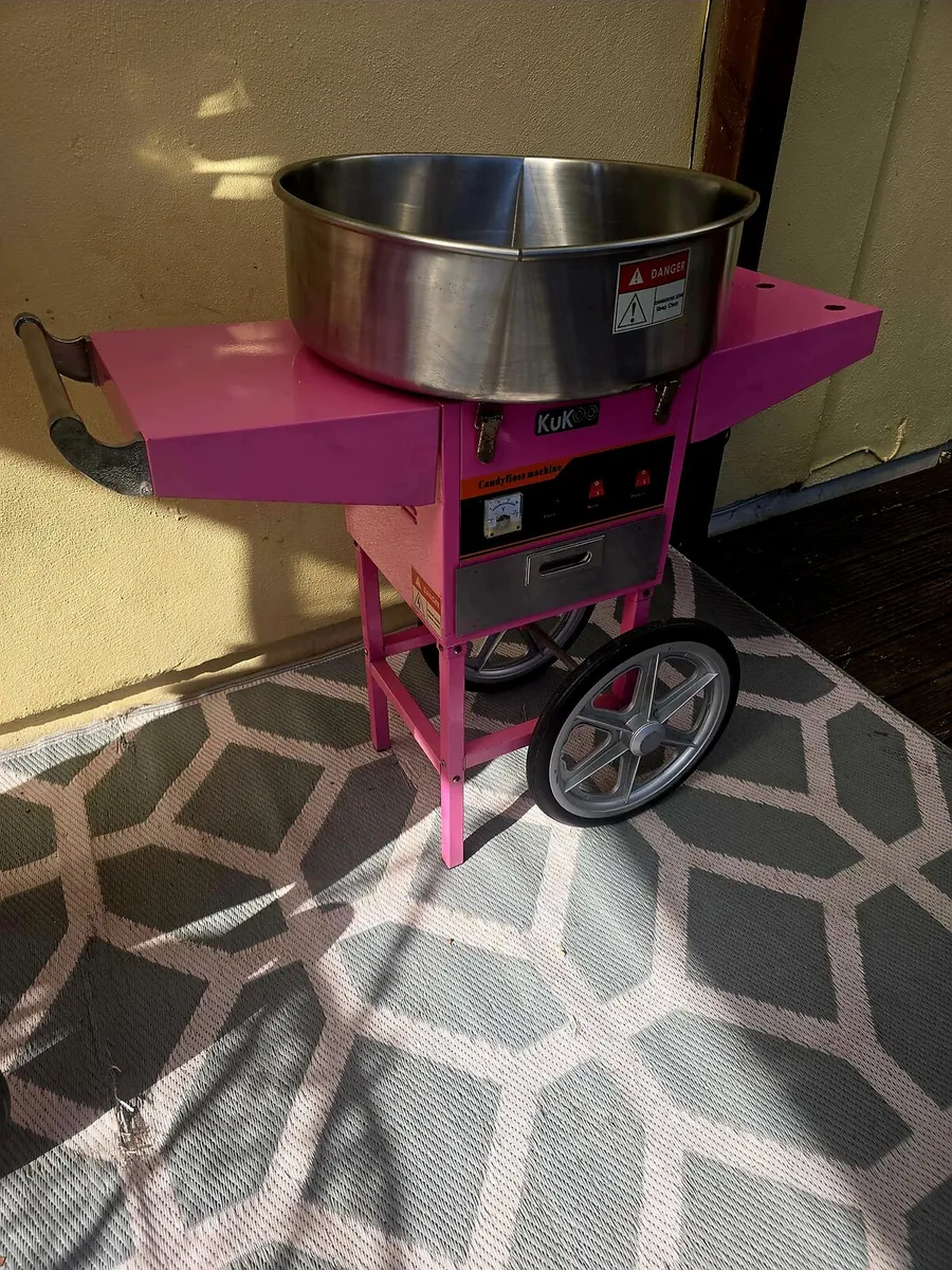 CandyFloss Machine For Communions/confirmations - Image 4