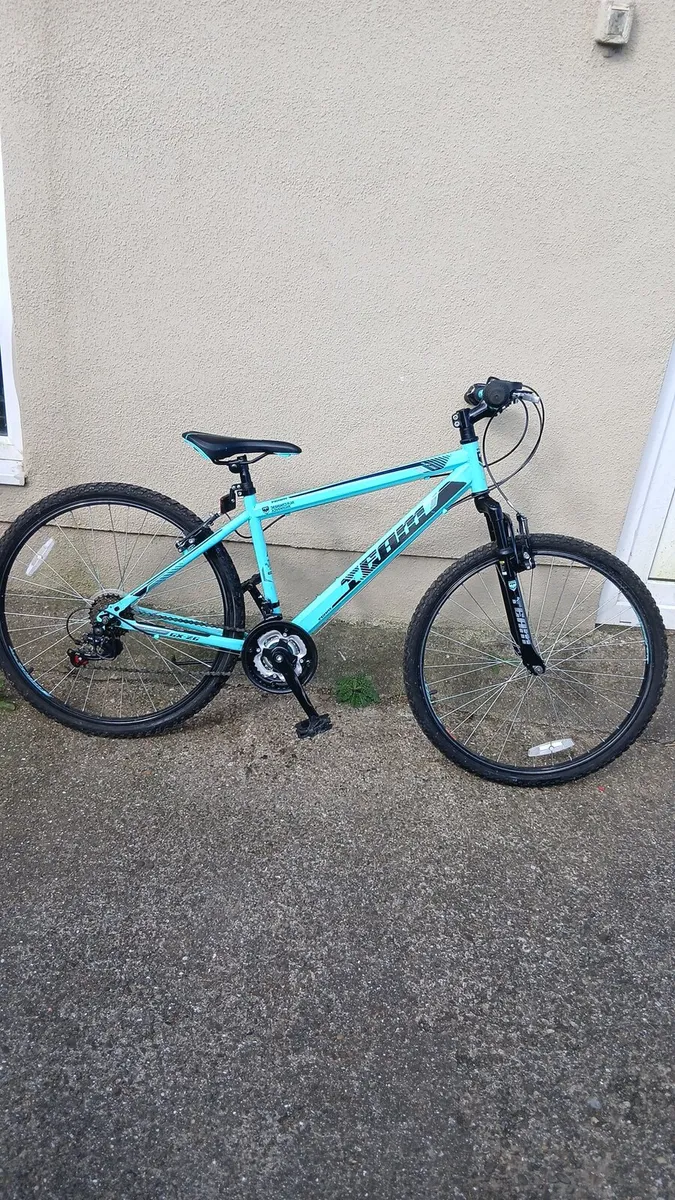 Girls mountain bike - Image 1