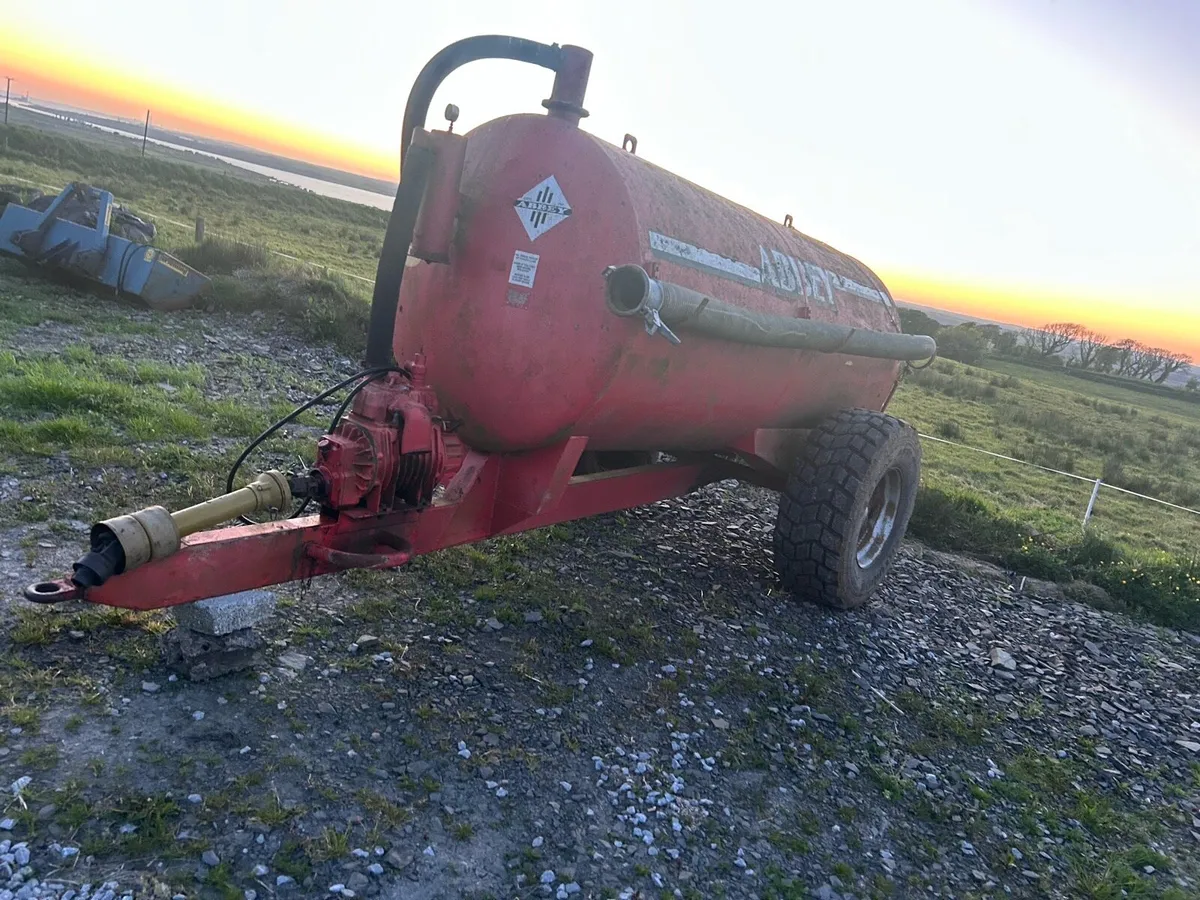 Abbey tanker - Image 1