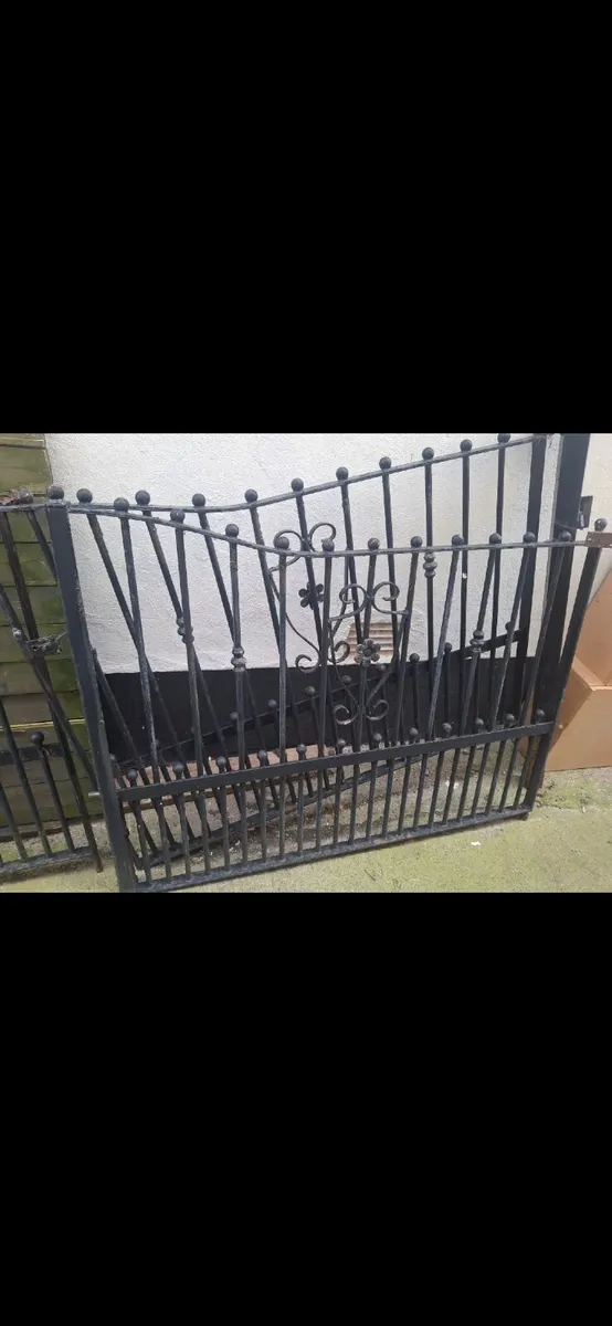 Garden gates - Image 1