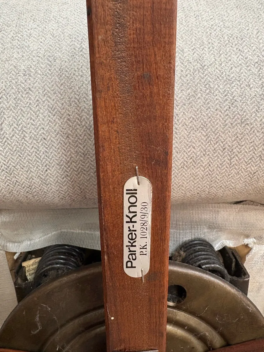 Parker Knoll Swivel Egg Chair - Image 4