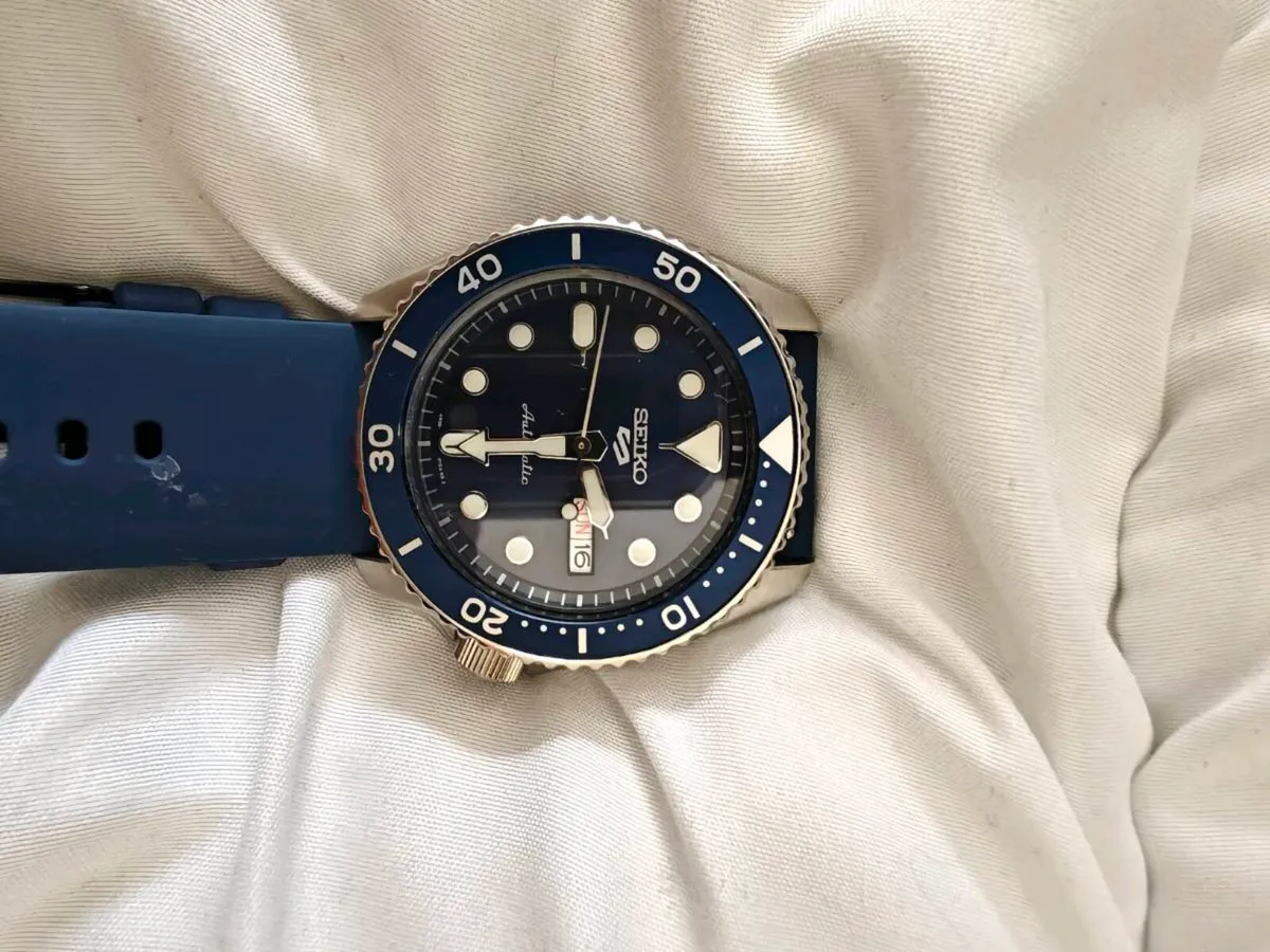 Seiko 5 Watch - Image 2