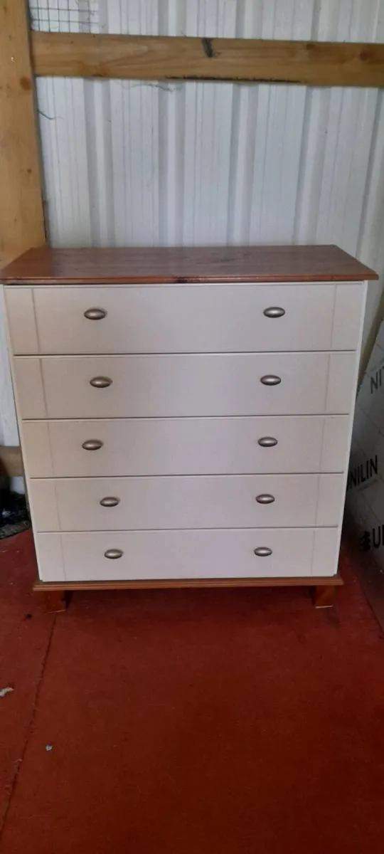 Chest of drawers - Image 1
