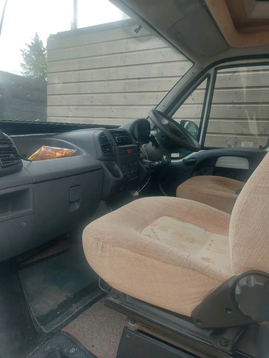campervan - Image 2