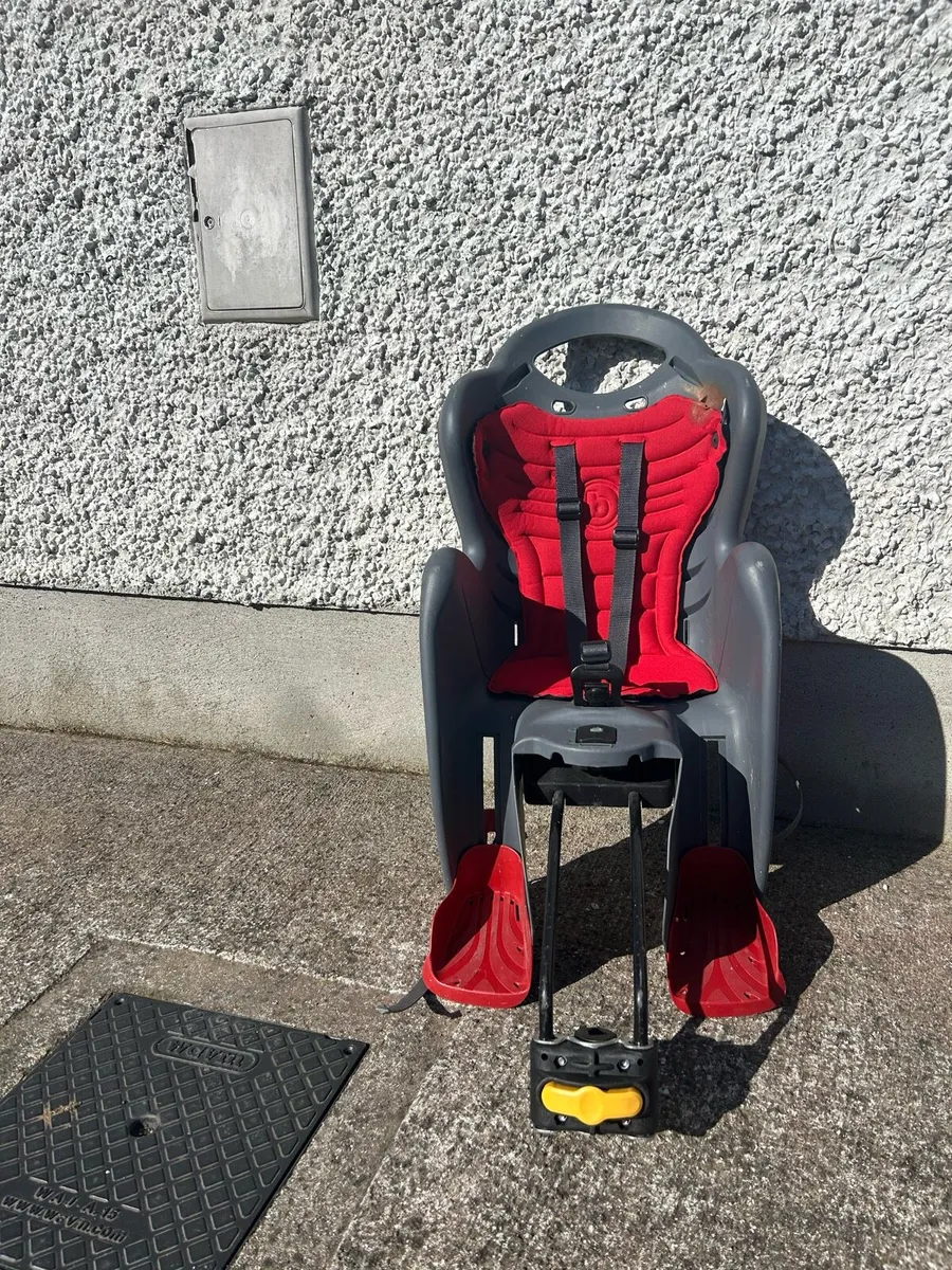 Child’s carrier seat for a bike x2 - Image 3
