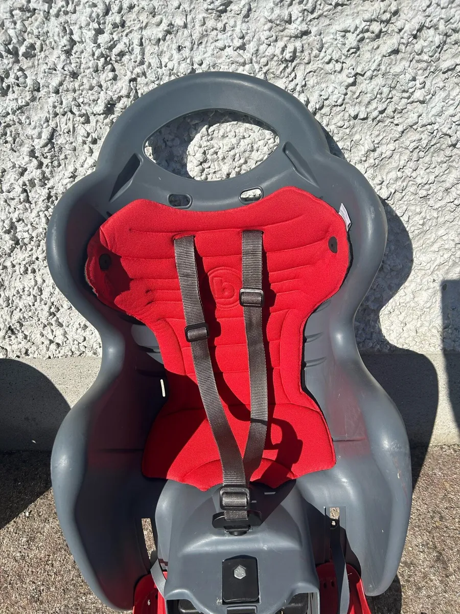 Child’s carrier seat for a bike x2 - Image 4