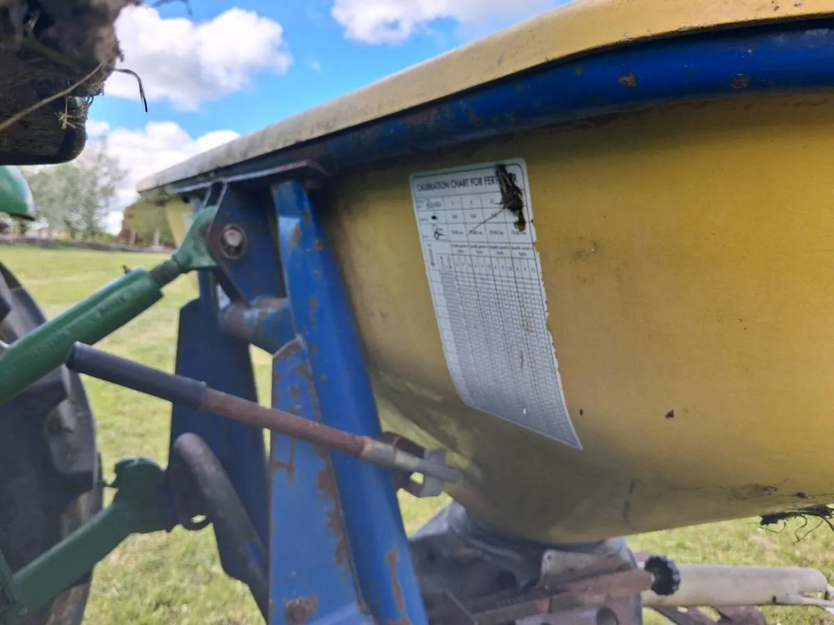 Agri wag tail spreader - Image 2