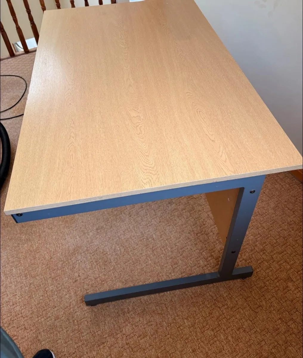 Office/Study Desk - Image 3