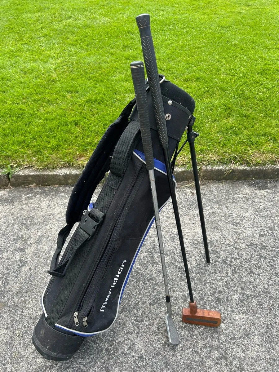 Child’s Golf bag - Image 1