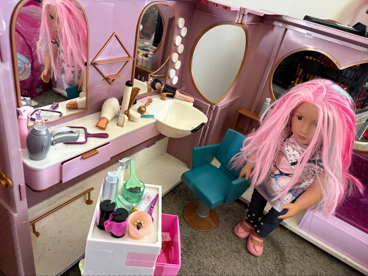 Our Generation Hair Salon plus OG Doll - Image 2