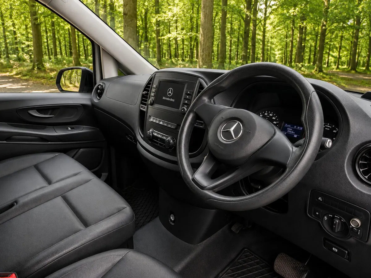 Mercedes-Benz Vito 2021 Electric Van - Image 2