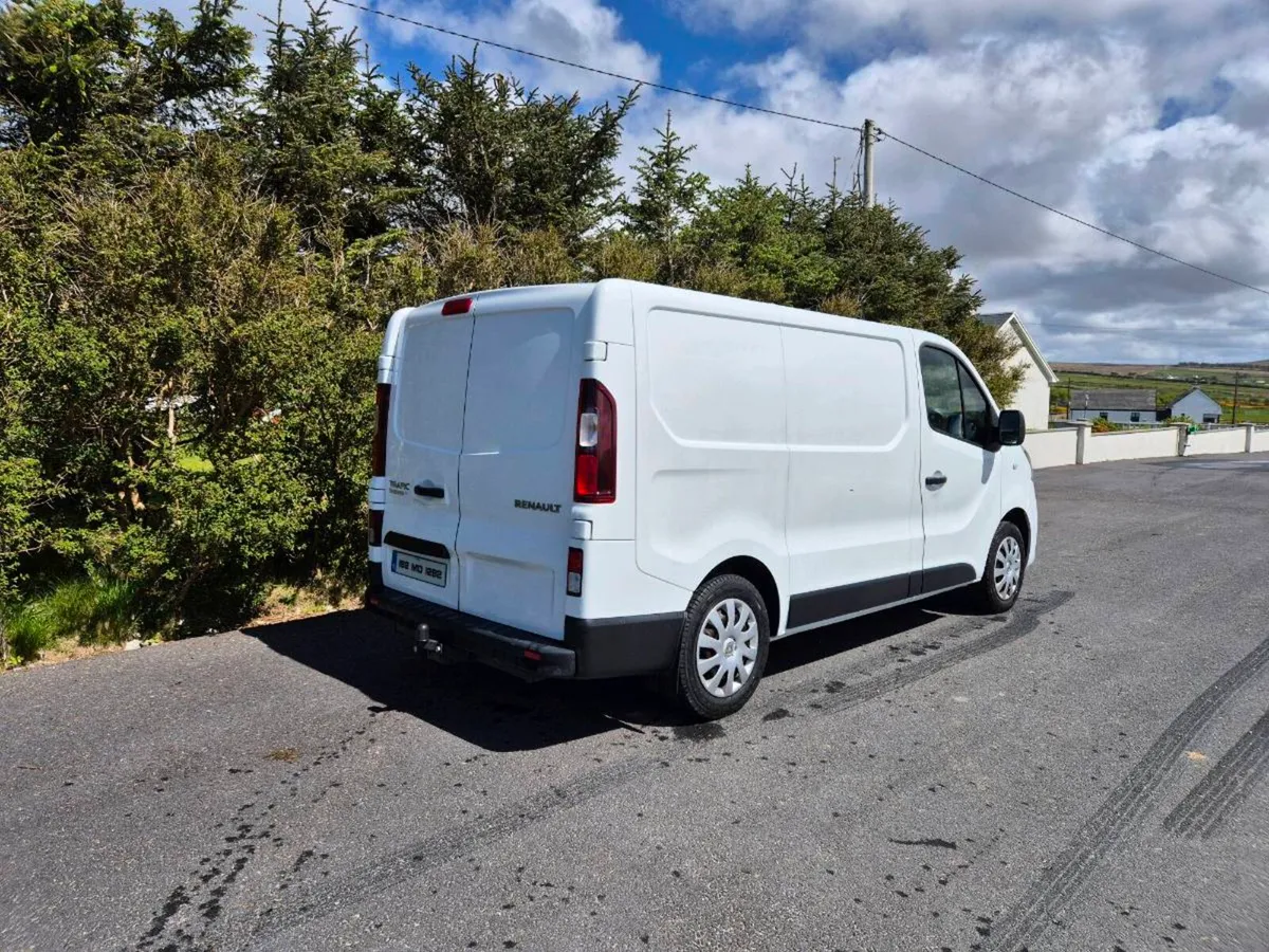 Renault Trafic - Image 4