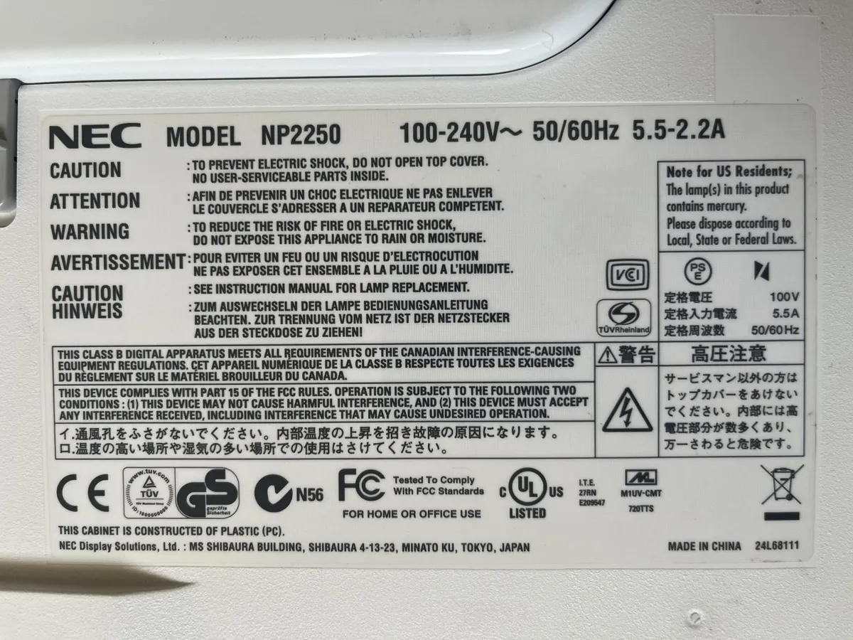 NEC NP2250 Projector - Image 4