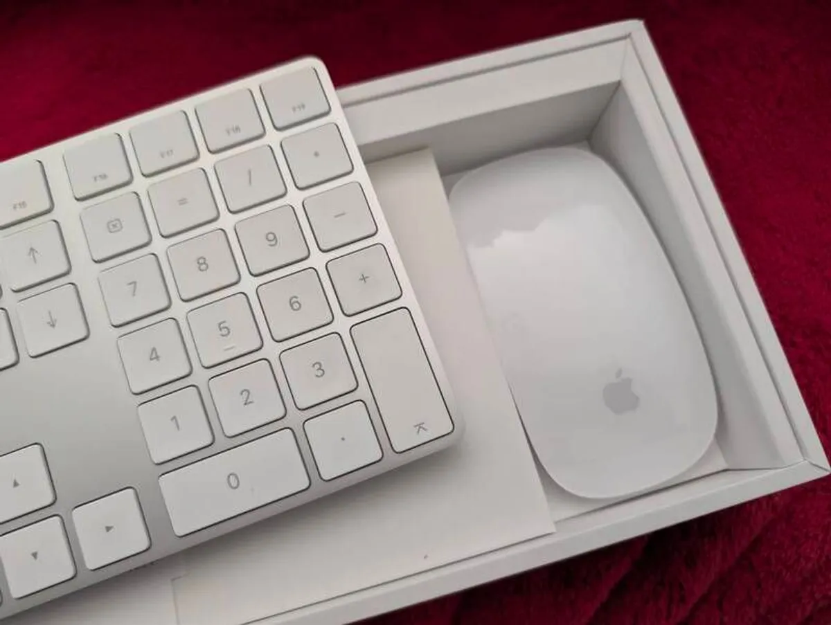 apple Keyboard and wireless mouse unused - Image 2