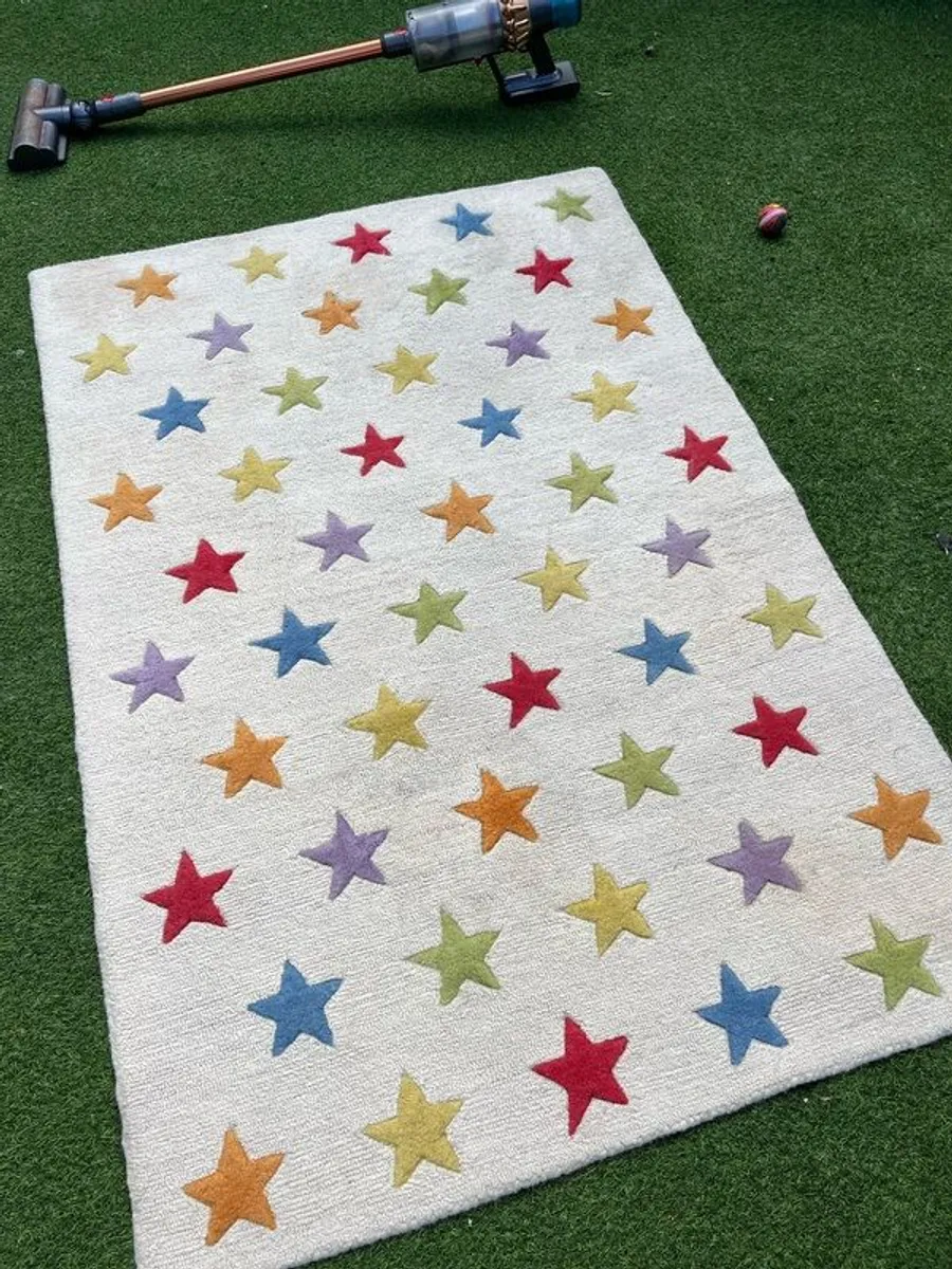 Great Little Trading Co. Hand-Tufted Wool Star Rug - Image 1