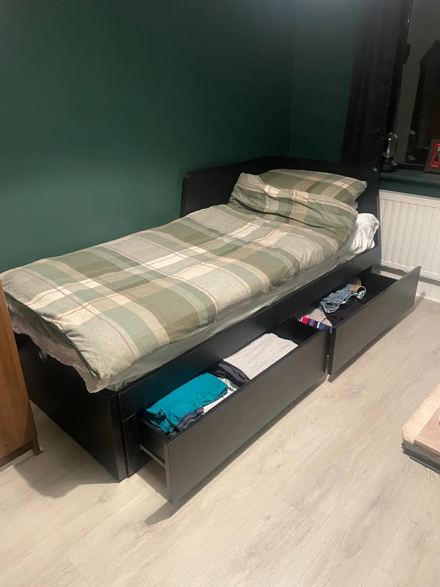 Pull out bed - Image 2