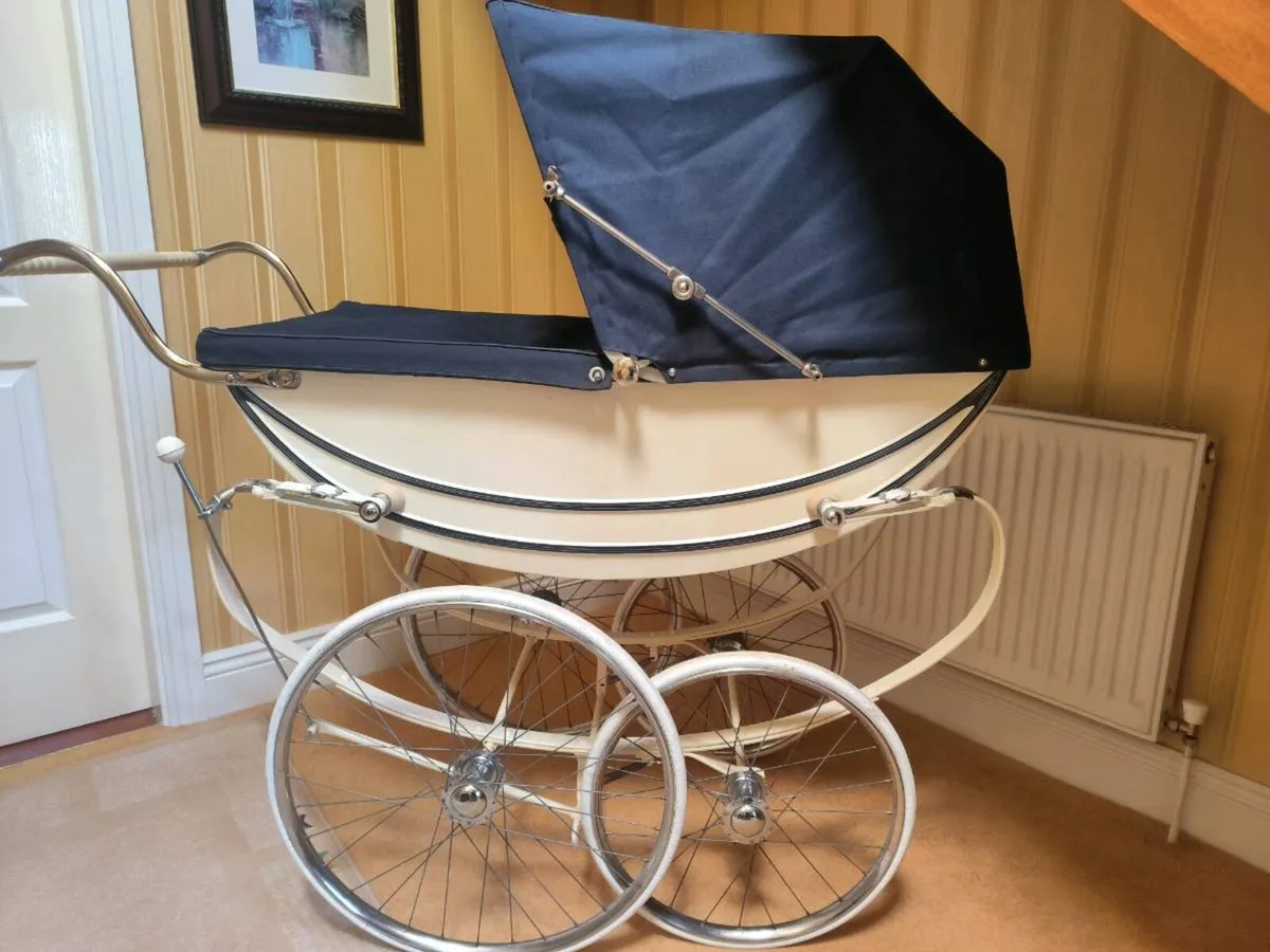 Vintage Pram - Image 1
