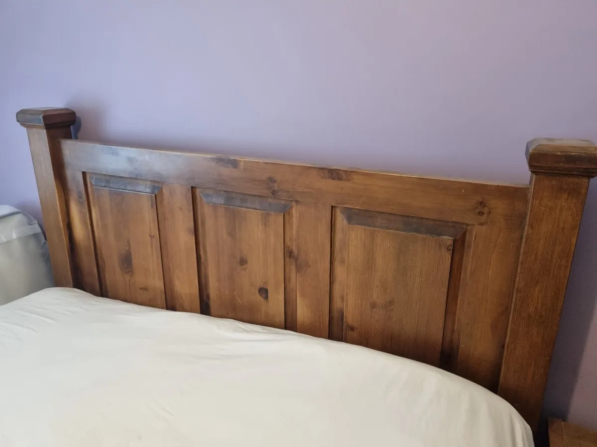 Oak 5ft bed - Image 4