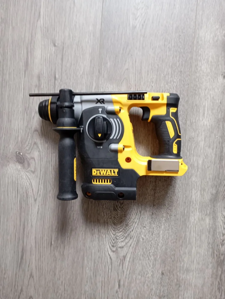 DeWalt Cordless Tools - Image 3