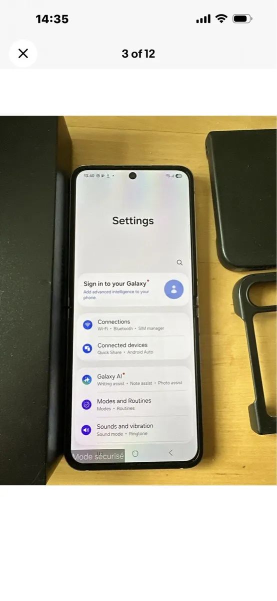 Samsung Galaxy Z flip 6 256gb Unlocked - Image 3