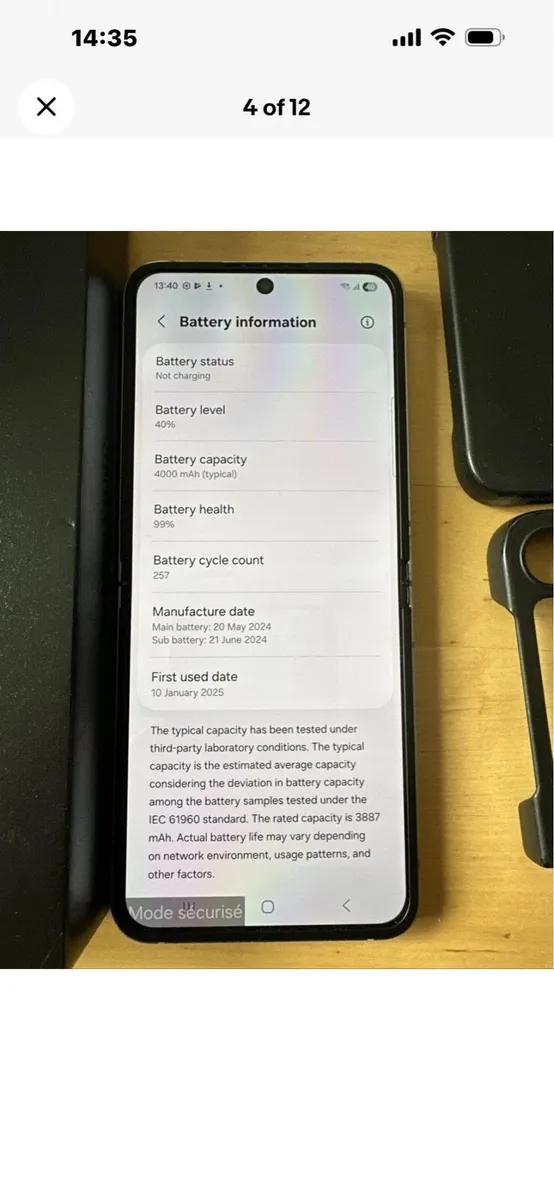 Samsung Galaxy Z flip 6 256gb Unlocked - Image 4