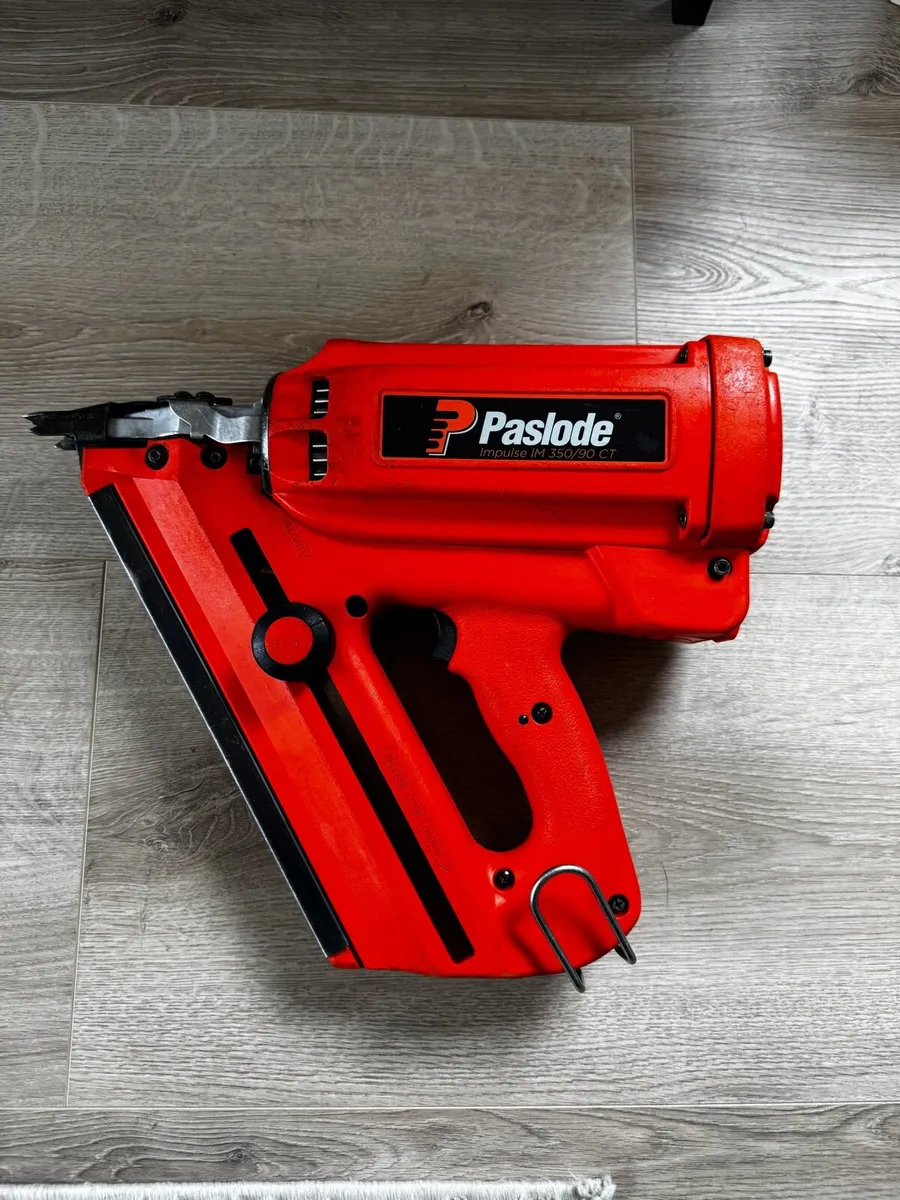 Paslode first fix nail gun - Image 1