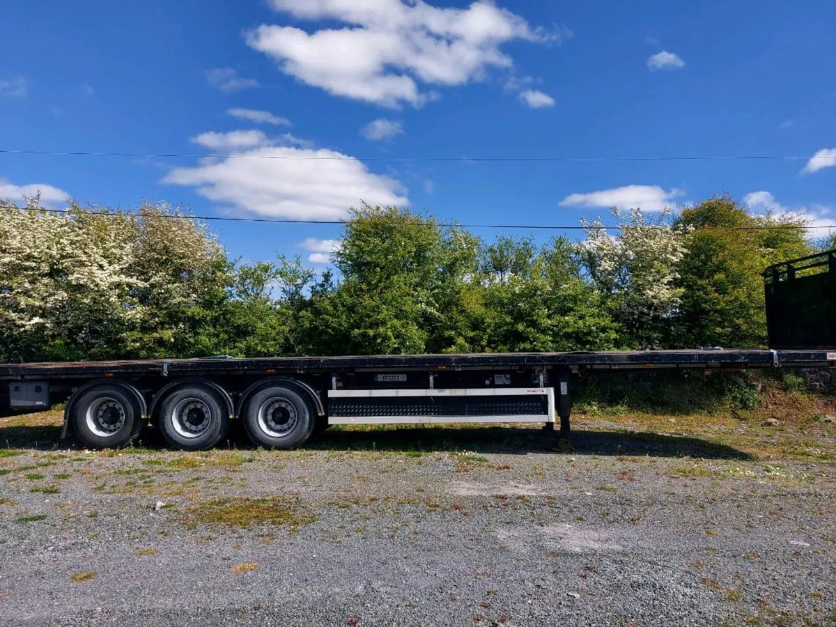 Dennison flat trailer - Image 1