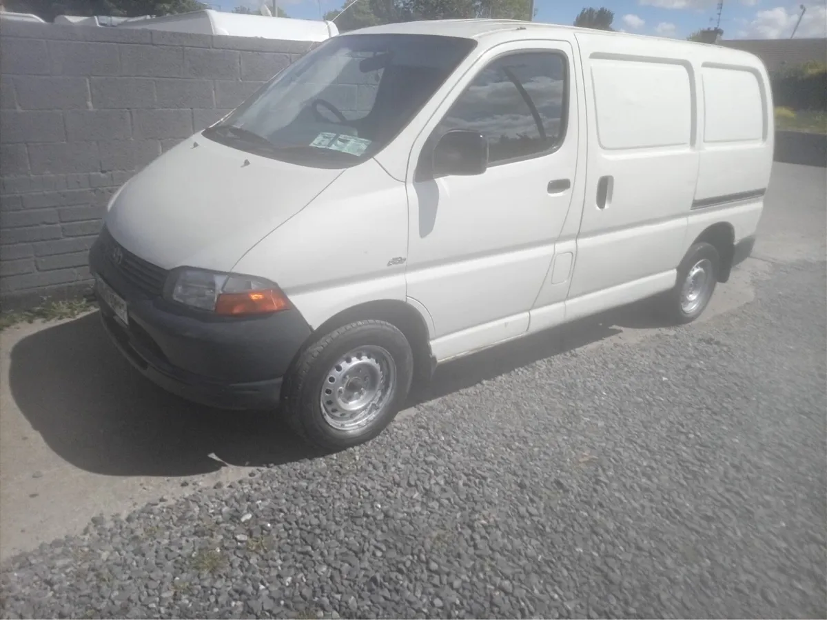 Toyota hiace cvrt 11/26 - Image 1