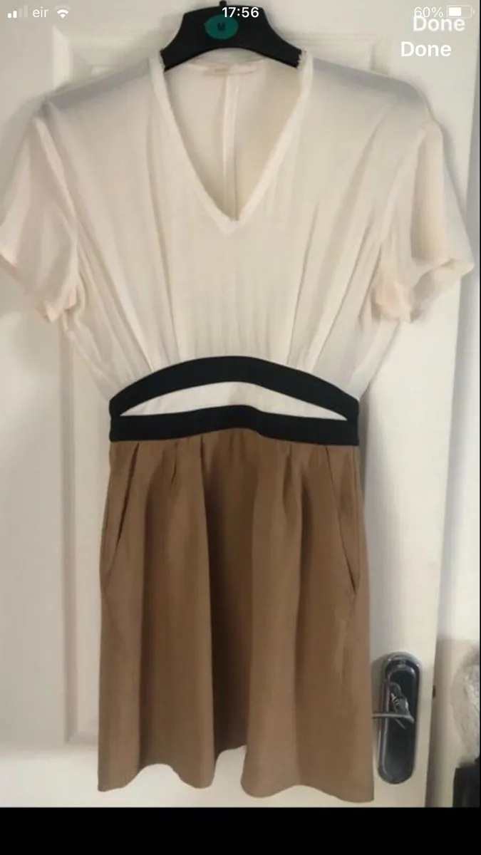 Ladies  stunning dress with pockets size 10 €10 - Image 1