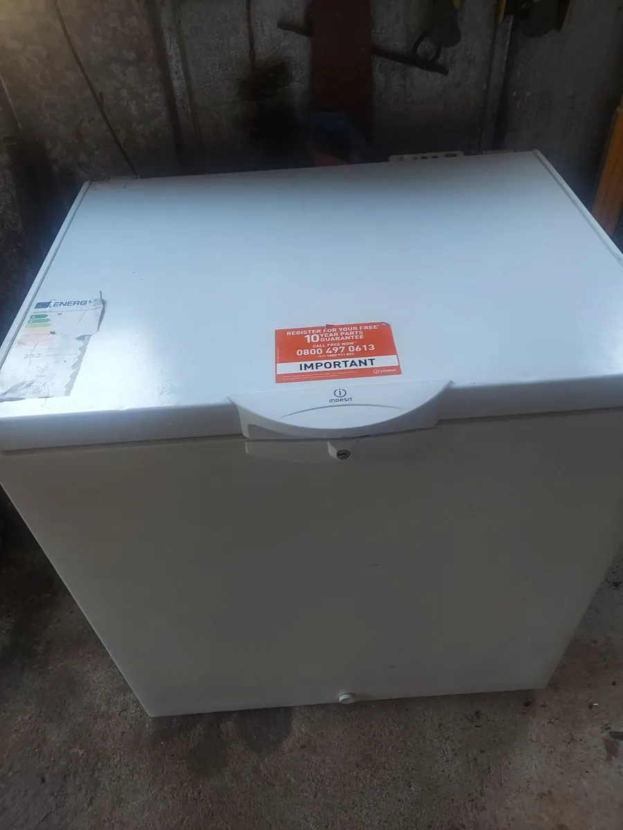 Chest freezer indesit - Image 3