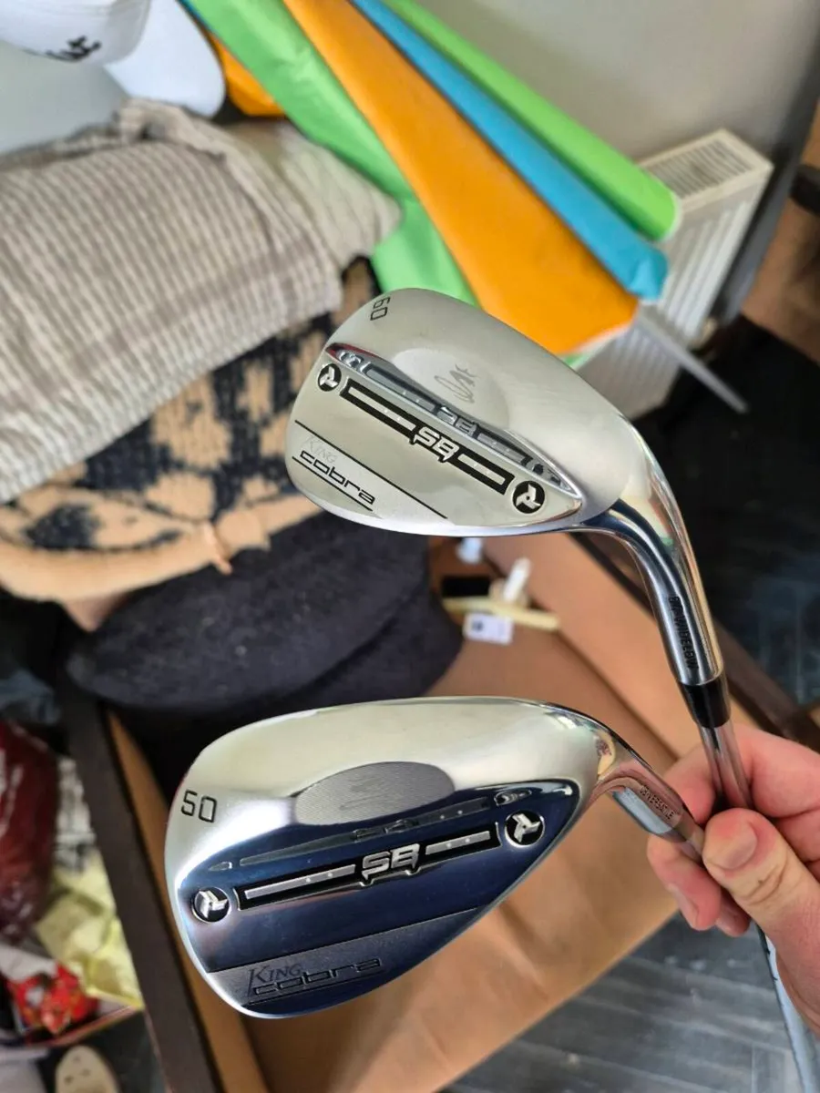 COBRA SNAKEBITE WEDGE SET 50 & 60 - Image 1