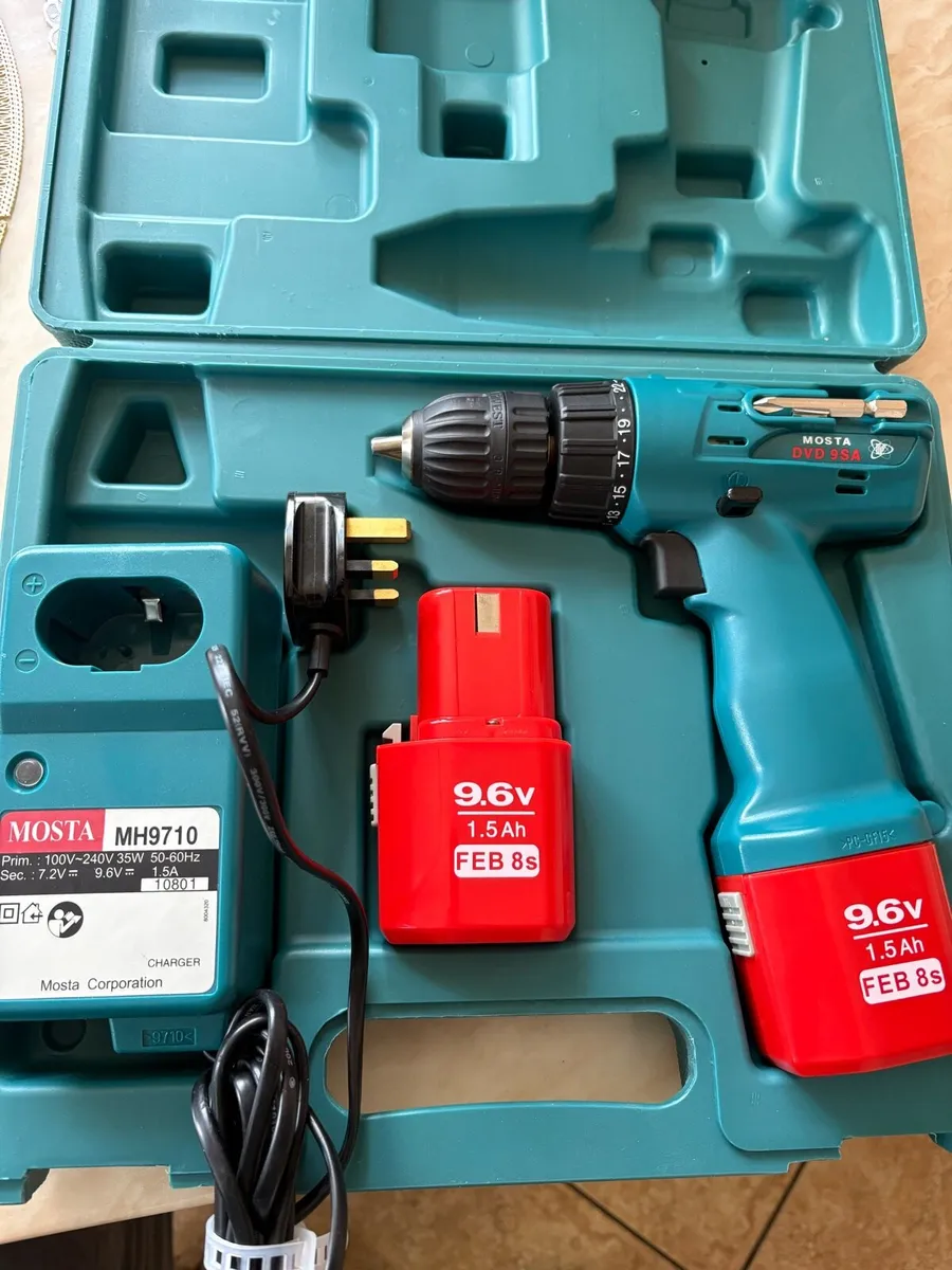 Brand-new cordless drill - Image 1