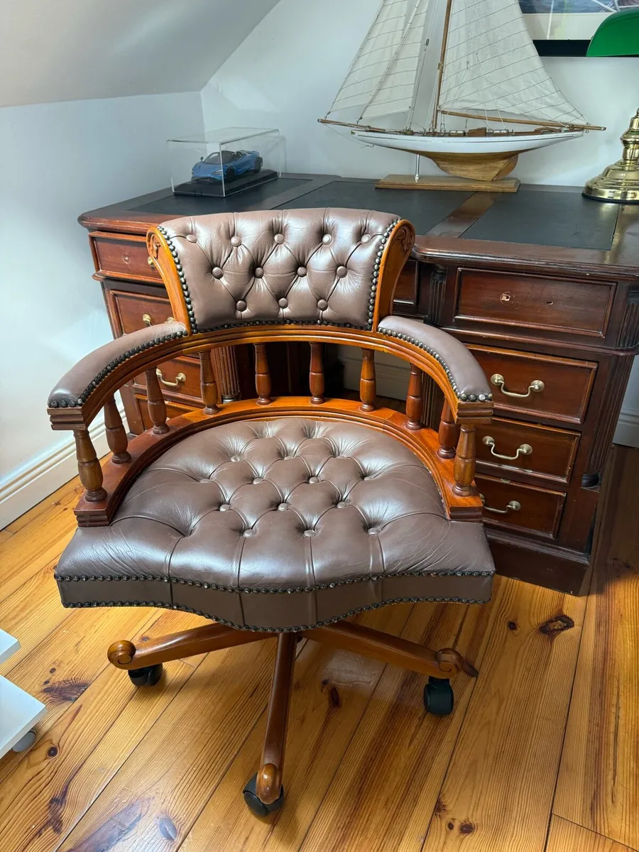 Chesterfield chair and partners desk - Image 2