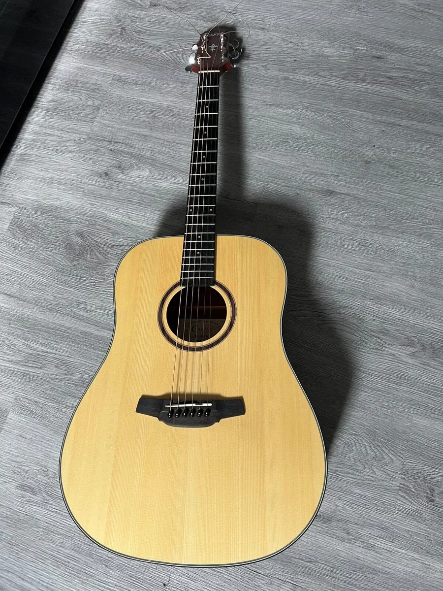 Acoustic guitar Crafter - Image 1