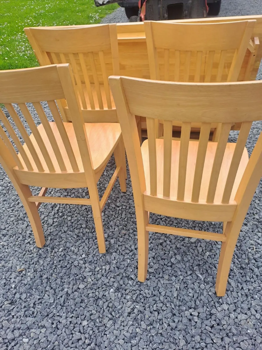 Dining table and chairs - Image 1