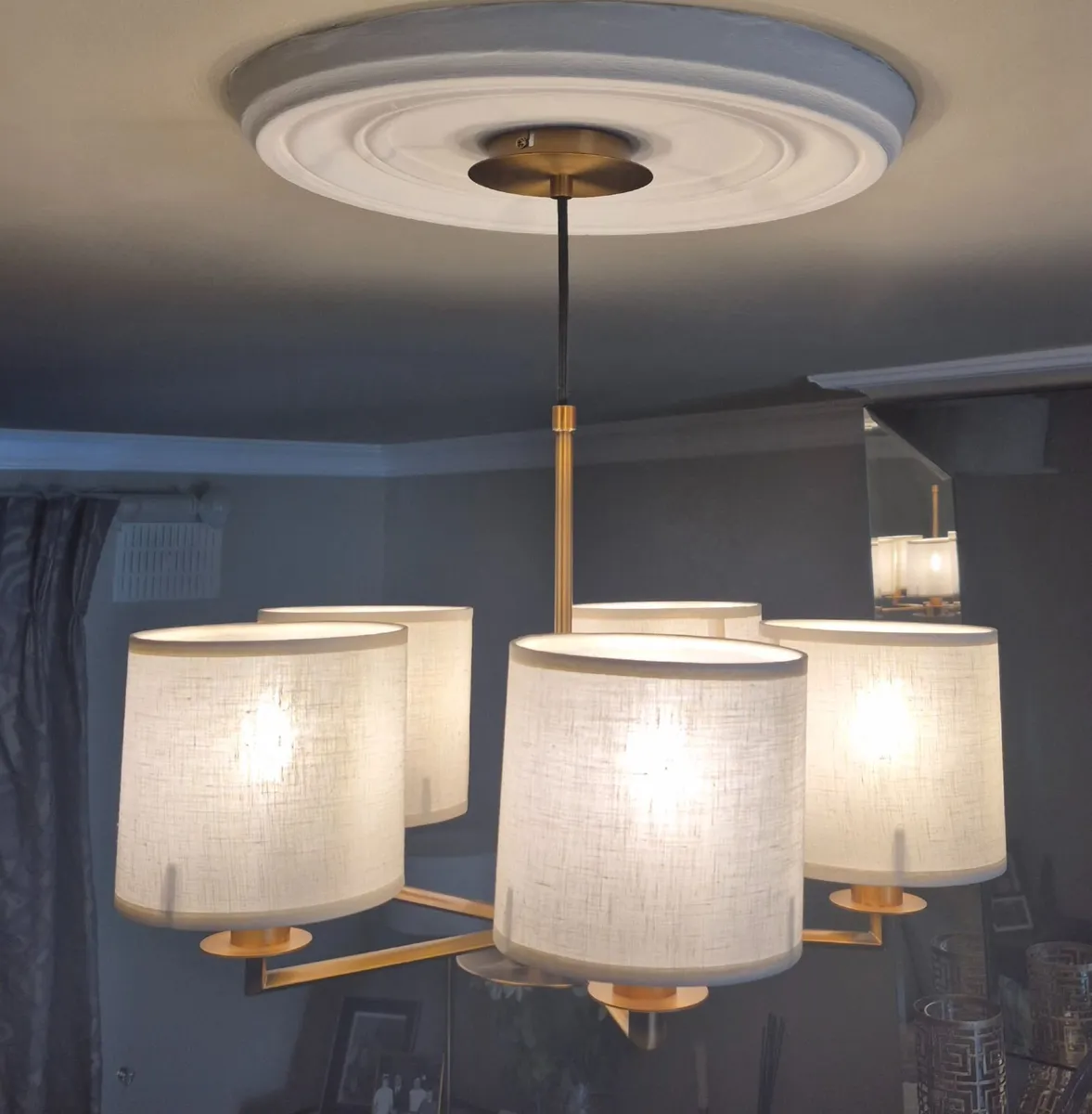 5 arm ceiling light - Image 1