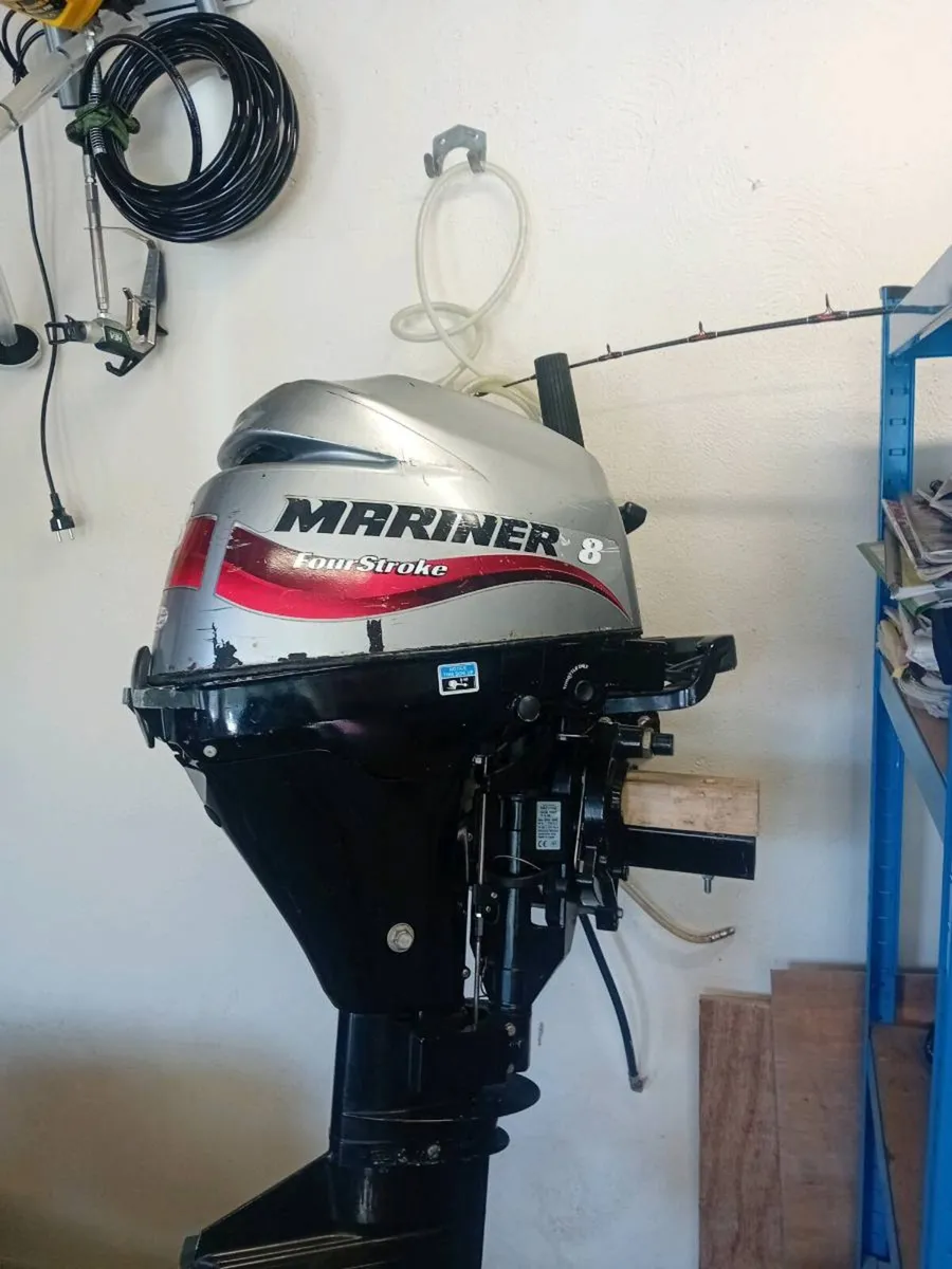 Mariner 8hp outboard motor. - Image 1