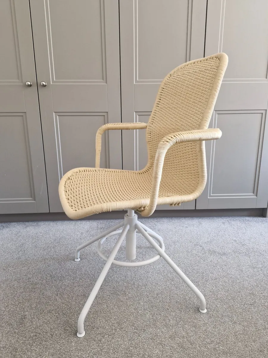 Office chair - Image 3