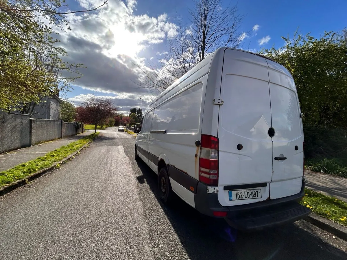 Mercedes-Benz Sprinter 2015 - Image 1