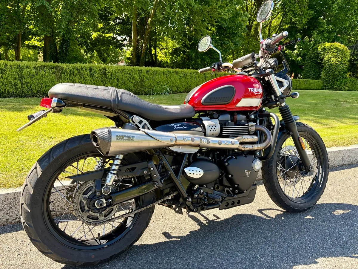 TRIUMPH STREET SCRAMBLER 900 - Image 3