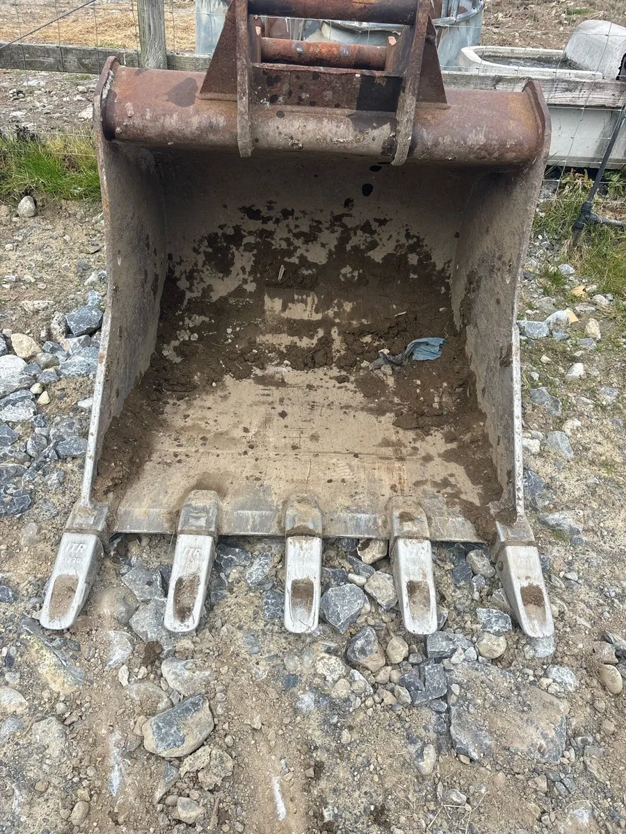 S60 Bucket - Image 2