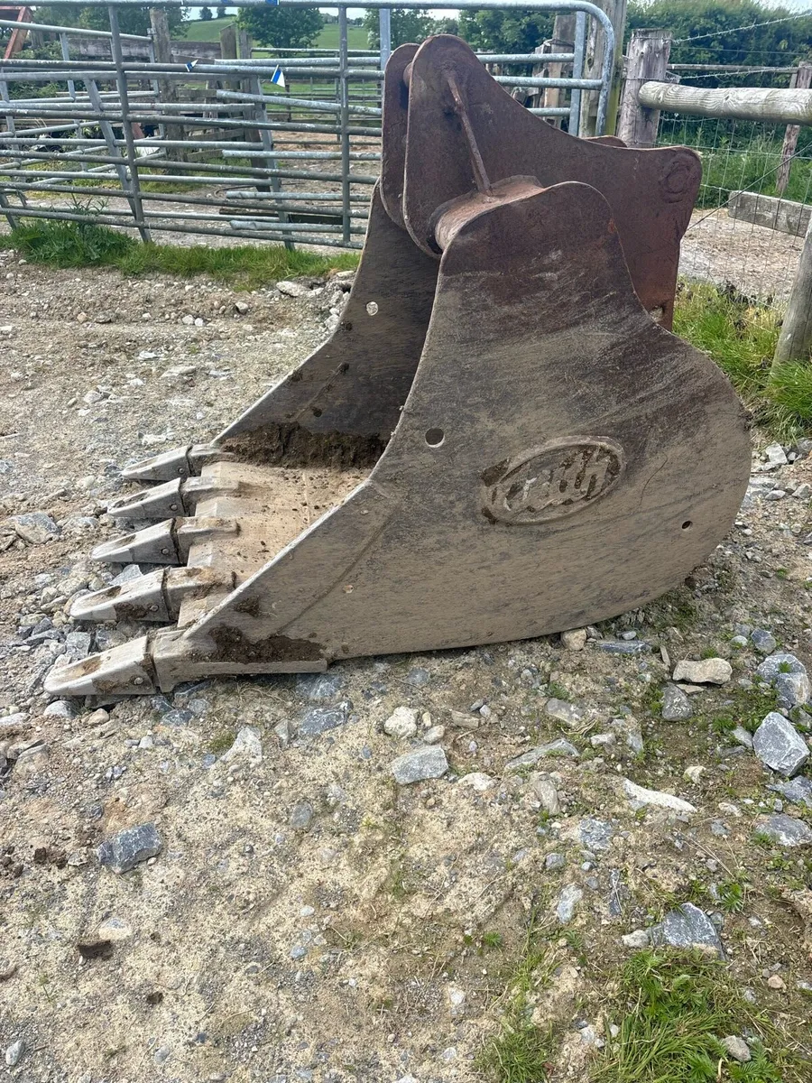 S60 Bucket - Image 4