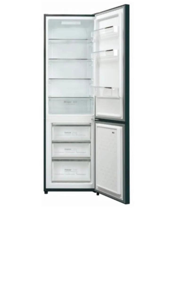 Powerpoint Smart Frost Black Fridge Freezer 262L - Image 3