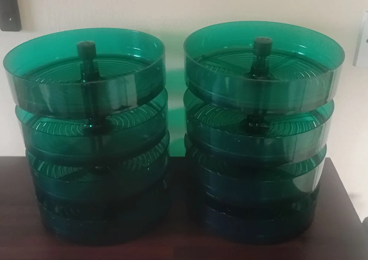 Stackable Sprouting 4 Tier Tray Kit - Image 1