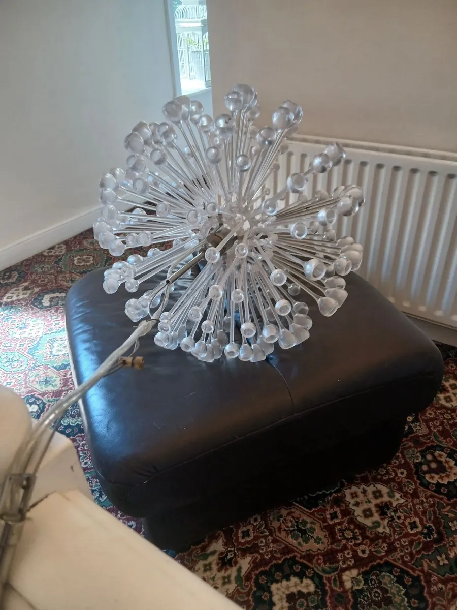 Sputnic light fitting 30 inch tall  x32 inch wide - Image 4