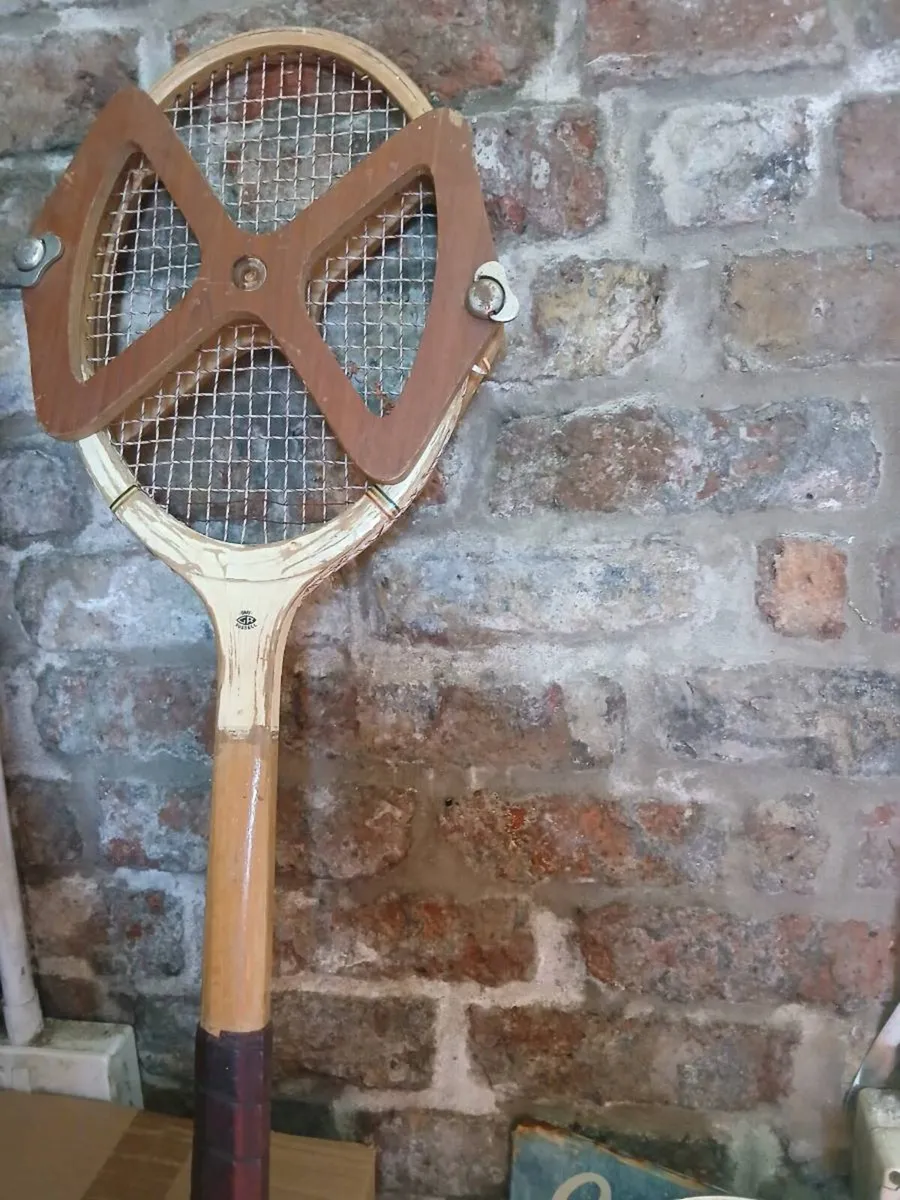 Vintage tennis racket - Image 1
