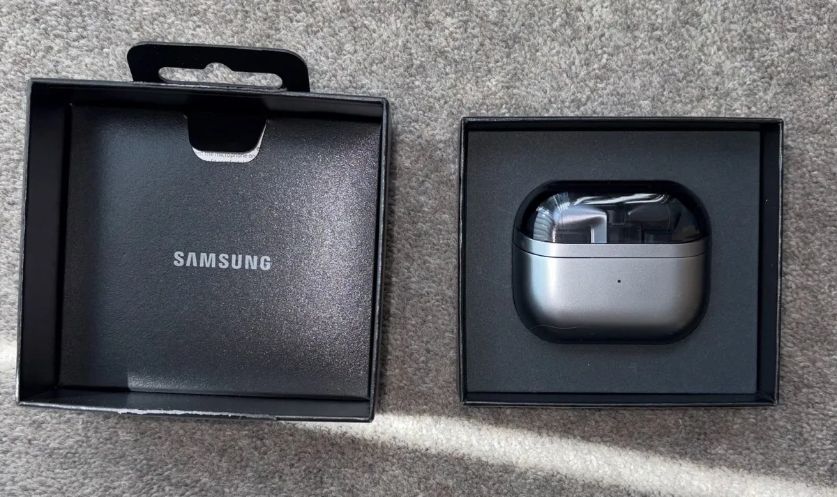 Samsung Galaxy Buds3 Pro - Image 2