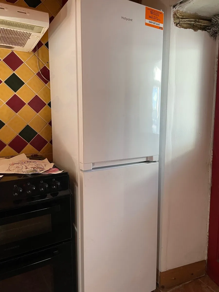 Kitchen white goods - Image 2