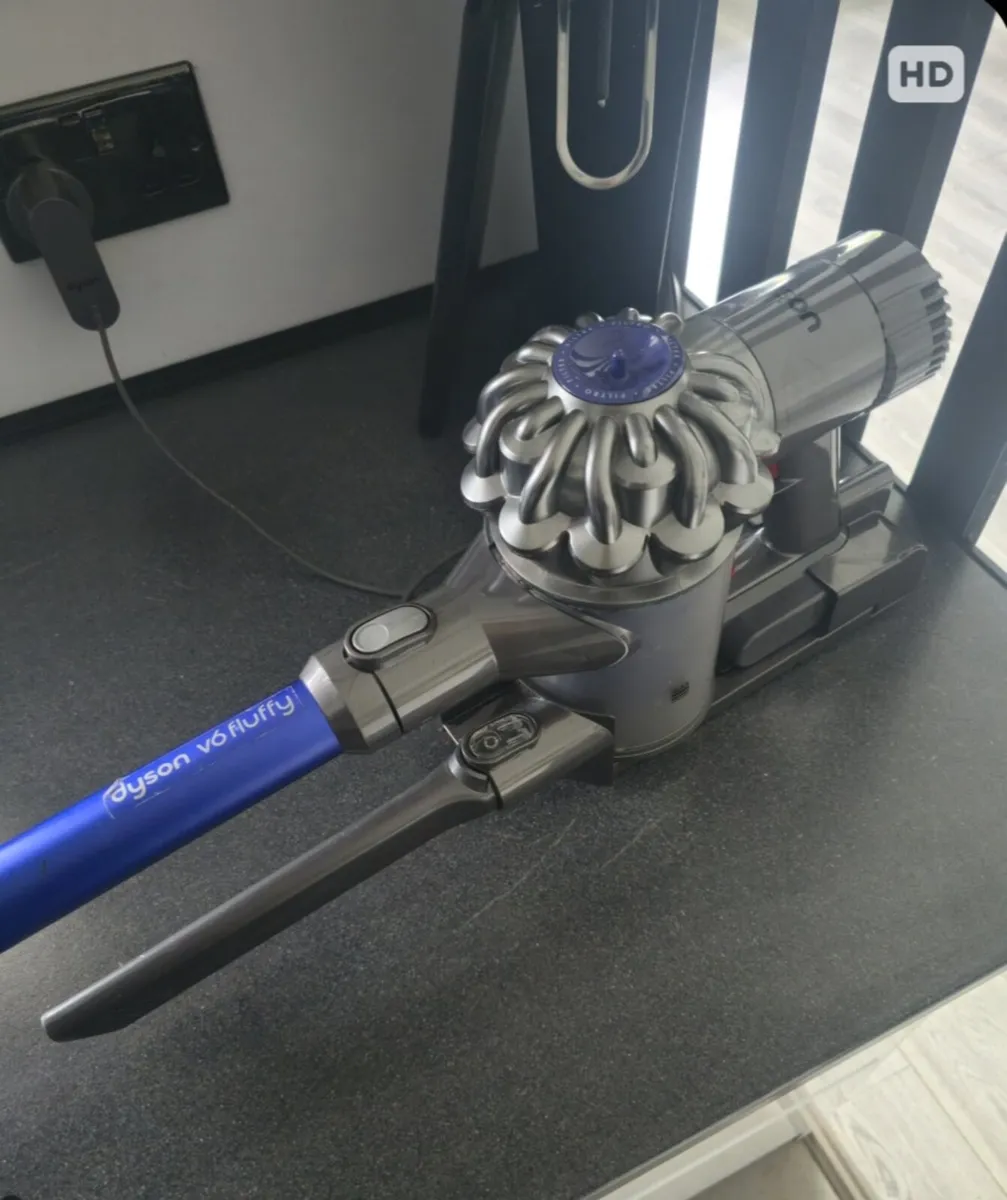 Dyson - Image 2